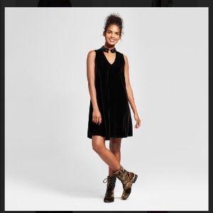 Xhilaration Black shifted dress